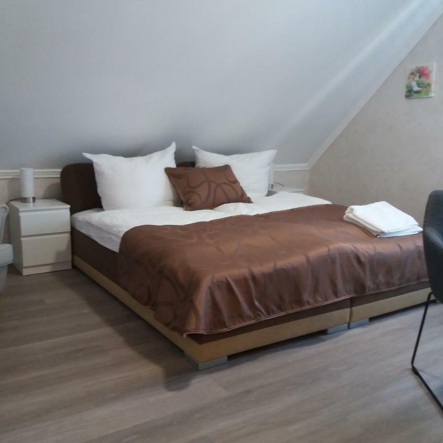 Müller Residenz Zur S-Bahn Karlsfeld Otel Dış mekan fotoğraf
