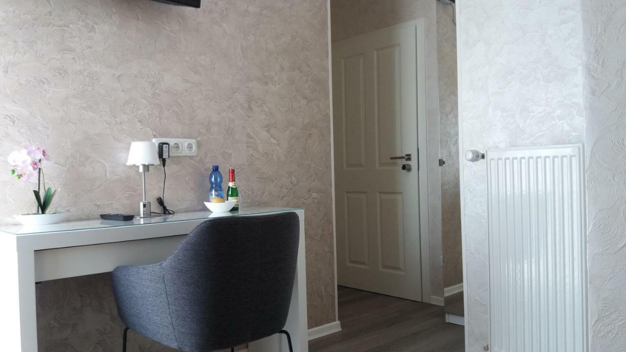 Müller Residenz Zur S-Bahn Karlsfeld Otel Dış mekan fotoğraf