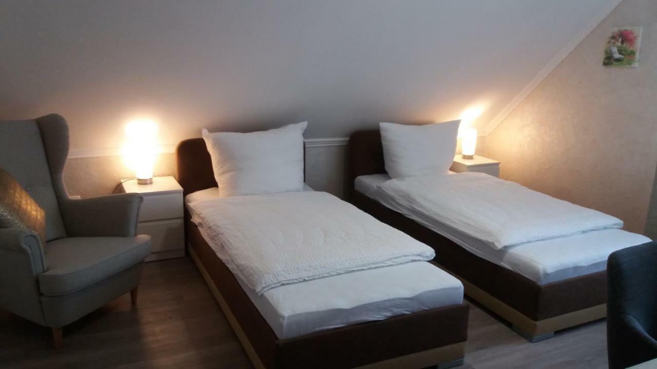 Müller Residenz Zur S-Bahn Karlsfeld Otel Dış mekan fotoğraf